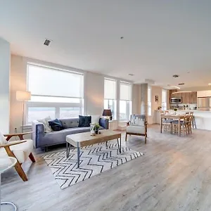  Holiday home New Ocean Bay New Luxury Sleeps 5 Parking, Coffee, Ac Canada