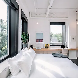 https://the-annex-hotel.hotelstorontoontario.org